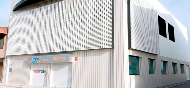 Fachada del centro Umivale Activa Ontinyent