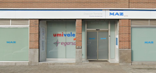 Fachada del centro Umivale Activa Sevilla (Maz)