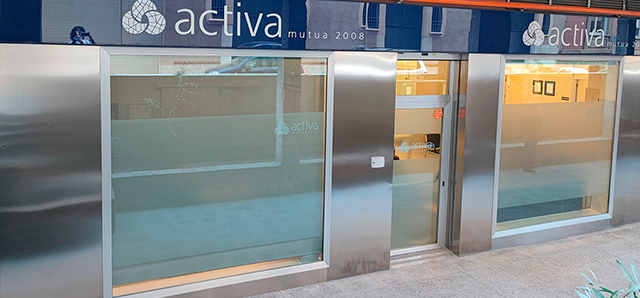 Fachada del centro Umivale Activa Tortosa