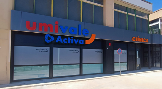 Fachada de la clínica de Umivale Activa en Cocentaina